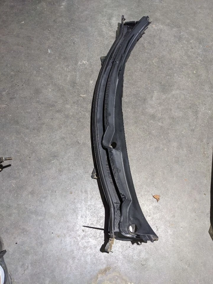 2007-2013 Nissan Altima Front Windshield Cowl Grille Vent Panel 66862-ZN50A OEM - Image 1 of 4