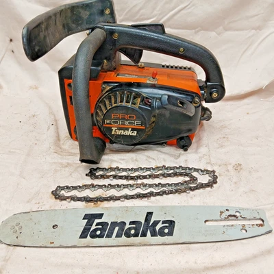 MOTOSIERRA TANAKA, MODELO ECS 320, MANGO SUPERIOR SIERRA PARA ÁRBOL, SIERRA DE PROYECTO, BARRA Y CADENA Foto 1 de 4