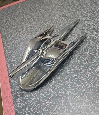 Ford Fairlane 1956 capó adorno #BJ-16868-A #BJ-16853-A Hot Rod Rat Rod Foto 1 de 4