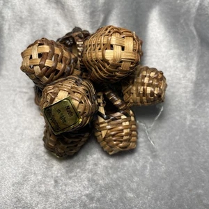 Miniature Handmade Woven Rattan Flower Baskets Made in The Philippines Lot of 10 - Picture 1 of 11