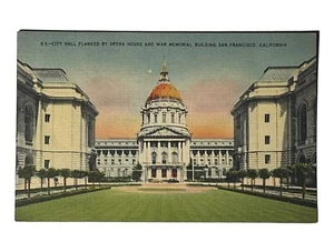 City Hall Flanked By Opera House Postcard Unposted No Writing Vintage - Imagen 1 de 3