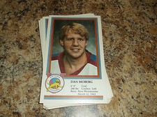 1982-83 VICTORIA COUGARS DAN MOBERG WHL PLAYER CARD 