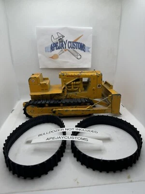 1 PAIR OF NEW TRACKS FOR Ertl International Bulldozer Crawler TD 25 Die-cast - Image 1 of 4