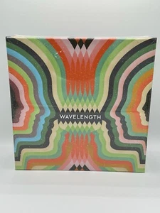 Wavelength Board Game - Picture 1 of 4