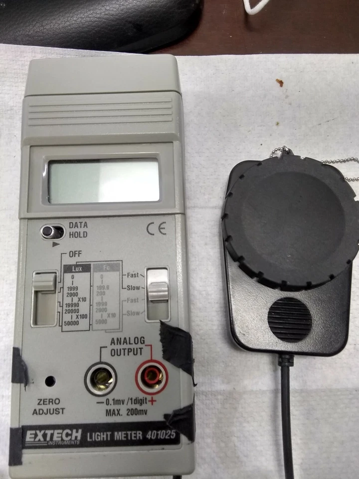 Extech 401025 Light Meter - Image 1 of 1
