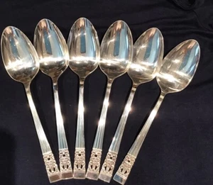 6 cucchiai da porzione solidi Oneida Community Silverplate CORONATION 1936 No Mono 8,5"" - Foto 1 di 6