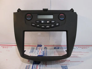 Kit de instalación doble DIN Metra 99-7803G para Honda Accord Climate 2003-2007 selecto - Imagen 1 de 14