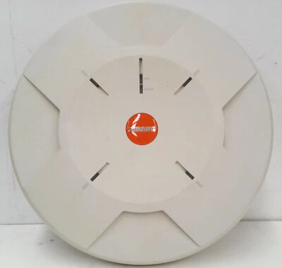 Xirrus XN4 4 Radio 802.11a/b/g/n Wi-Fi Array Wireless Access Point AP POE  - Image 1 of 2