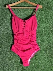 Torrid Slimming Wireless Lattice Front One Piece Swimsuit Pink Glo Size 2X Plus - Picture 1 of 4