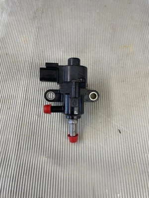 Válvula de purga EVAP E9T170 OEM 1995-1998 Nissan Máxima 240sx Infiniti J30 Foto 1 de 3