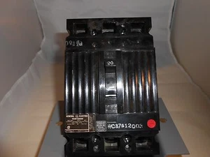 TEB132020 CIRCUIT BREAKER NEW OLD STOCK - Picture 1 of 3