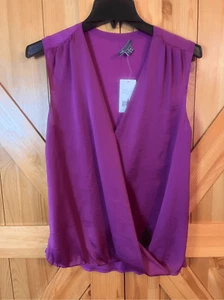 Vince blouse, sleeveless, V-neck, magenta size small NWT retail $225 (3787) Read - Picture 1 of 6