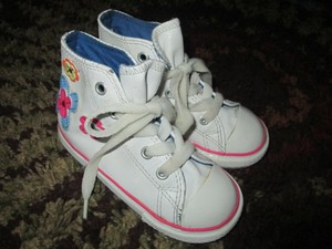 infant leather white converse
