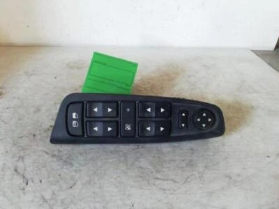 735359843 27718 botón elevalunas delantero izquierdo fiat stilo (2002) 1.9 2005 Foto 1 de 3