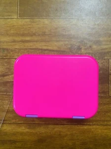 Caja Bento de plástico Your Zone con 4 compartimentos, tenedor, cuchara, 1 contenedor de aderezo - Imagen 1 de 6