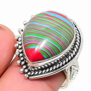 Anillo de plata de ley 925 con piedras preciosas de calsílice verde talla 8 B340 - Imagen 1 de 6