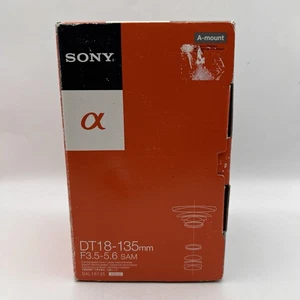 Lente Sony DT 18-135 mm f3,5-5,6 SAM montura A SAL18135 - Imagen 1 de 23