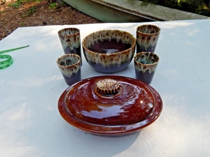 Set gocciolatoio marrone alto 4,5 7 per 7, 2 tazze piccole e 2 tazze più alte 1 teglia da forno - Foto 1 di 6
