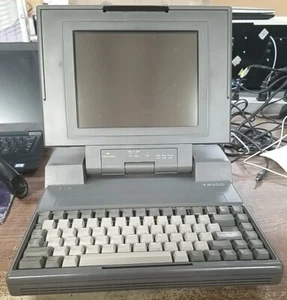 Vintage Toshiba T3100 PA7037U Laptop 9,5". *LESEN⬇️* - Bild 1 von 19