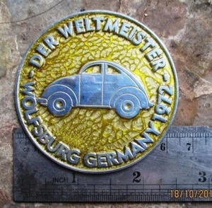 Vintage car badge VW Volkswagen 1972 wolfsburg germany der weltmeister LG245 - Picture 1 of 6