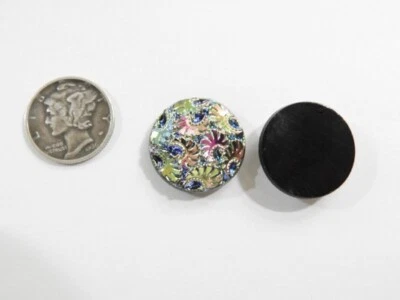 Japanese Metallic Floral Design UNF (3/4 inch - 20mm) Flatback Glass Cabochon - Image 1 of 4