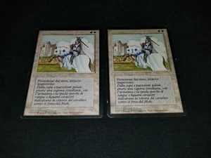 MTG 1x Revised white uncommon MP Italian FBB White Knight - ships w/ tracking - Picture 1 of 2