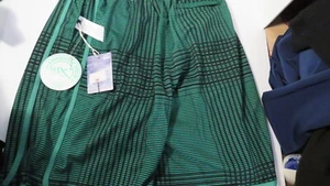 Neu mit Etikett K1X Vichy wendbare Basketballshorts apfelgrün und schwarz Größe Large. - Bild 1 von 6