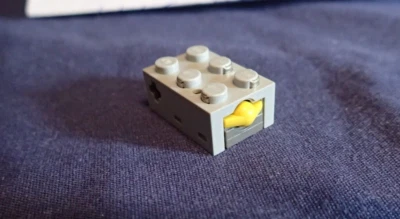 Lego 879 Technic Electric Touch Sensor Mindstorms RCX Light Gray Yellow  10PC - Image 1 of 2