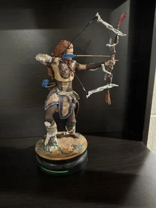 ThinkGeek Modern Icons #2 Aloy Horizon Zero Dawn Figur Statue - Bild 1 von 7