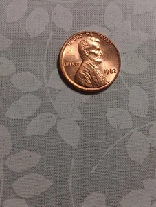 1982 No Mint DDR OFF CENTER Mint State 3.1g Cooper Lincoln Cent - Picture 1 of 12