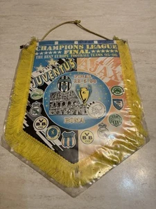 Gagliardetto finale Champions League Juventus-Ajax a Roma 1995-96 da collezione - Picture 1 of 3