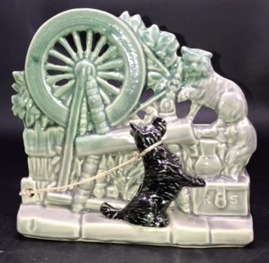 VTG c1950s McCoy Pottery Grey Green Cat & Scottie Dog at Spinning Wheel Planter - Picture 1 of 14