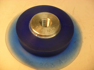 VICAS   - VC 203 A - Round Vacuum Cups 1/4" NPT Female New - Picture 1 of 4