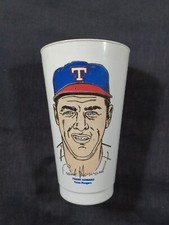 1972 7-11 Slurpee Cup  Frank Howard  Texas Rangers  Baseball