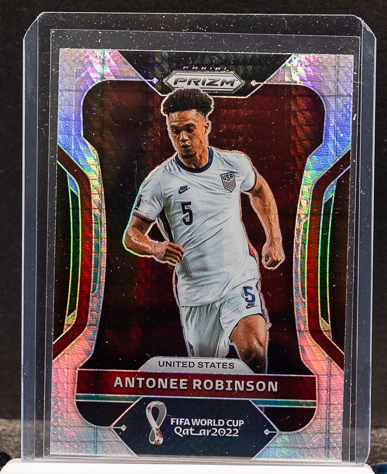 Antonee Robinson 2022 Panini Prizm World Cup Hyper Prizm #199 USA IB63