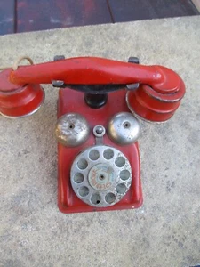 SPEED PHONE THE GONG BELL MFG CO RED METAL VNTG TOY PHONE WORKS USA - Picture 1 of 9