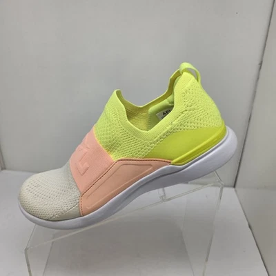 Zapatillas Free People APL Techloom Bliss Energy Peach Prístinas Para Mujer Talla 8” Foto 1 de 4