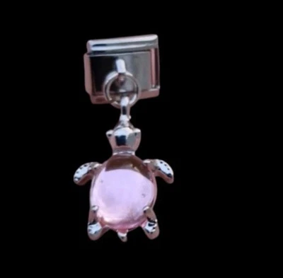 Nuevo Dije Clásico Estilo Nominación Colgante Tortuga Cristal Rosa Se Ajusta a 9mm... Foto 1 de 4