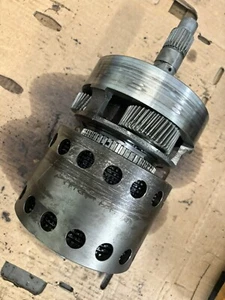 VINTAGE FORD 4000  GAS  TRACTOR -SOS TRANSMISSION REAR GEAR ASSEMBLY -1966 - Picture 1 of 3