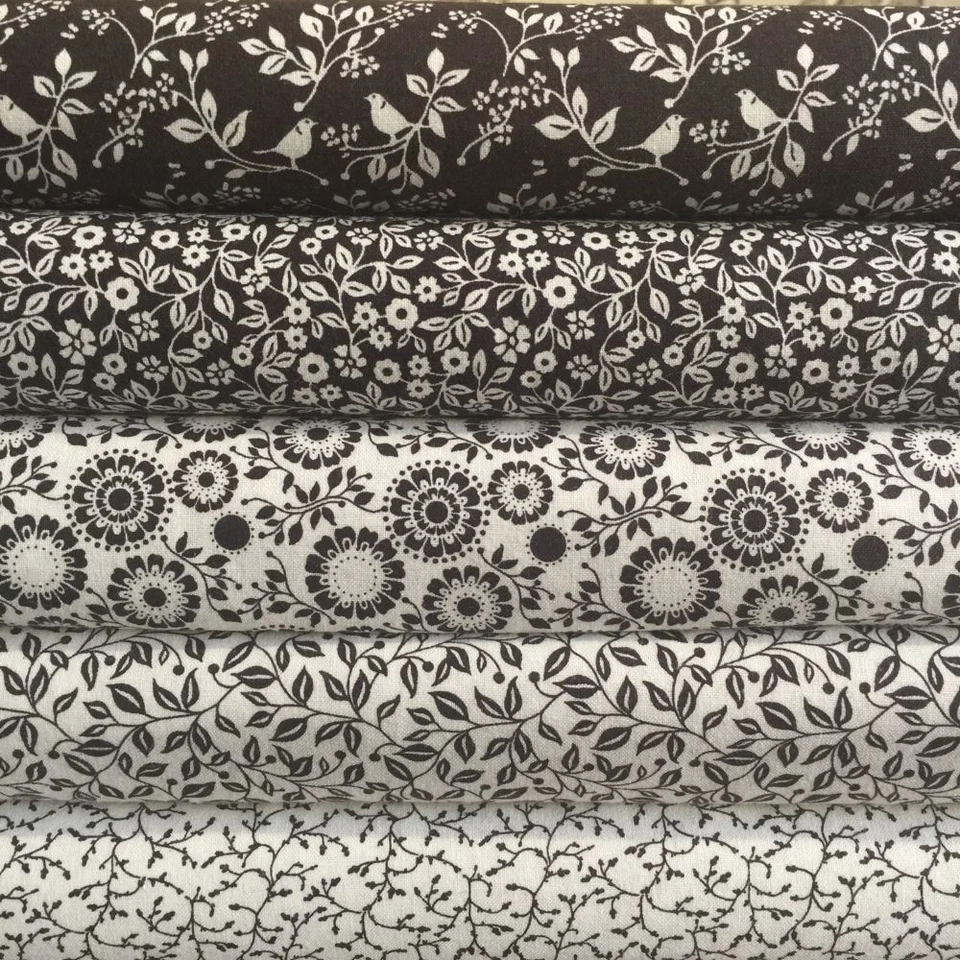 Fabric Freedom Silhouette Floral 100% Cotton Fabric FQ Craft Quilt Patch Black