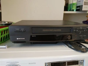 Videoregistratore stereo hi-fi Samsung VR 8705 VCR Diamond Head 4 testine - Foto 1 di 3