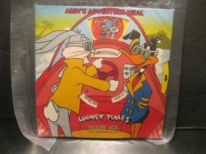 Vintage Looney Tunes  "Miami Ice Bugs Bunny Daffy Duck Premium"  NIP Arby's 1987 - Picture 1 of 3