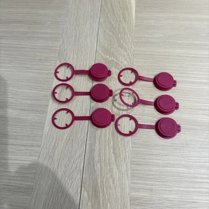 TUPPERWARE - Kitchen Tools / Utensils - Bottle Tops x6 DARK PINK - Picture 1 of 5
