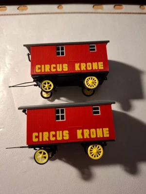 Epoche H0  20207 -  2 Anhänger Circus Krone  - luftbereift - Vitrine - Bild 1 von 4