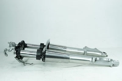 Harley Touring Electra Glide 96 OEM triple árbol delantero con patas de horquilla derecha deslizantes Foto 1 de 4