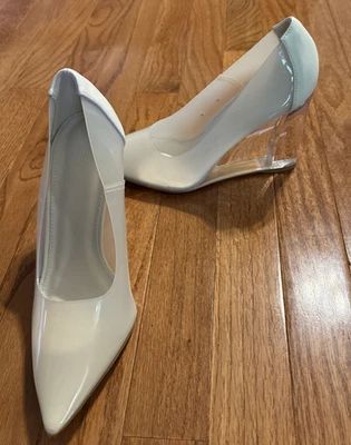 Zapatos de tacón de cuña Forever 21 crema transparente talla 7 tacón transparente Foto 1 de 4
