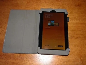Amazon KINDLE FIRE - 5th Gen Wi-Fi SV98LN Black E Book - Works Great! - Picture 1 of 10