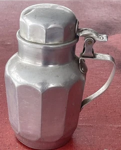 JARRA DE JARABE DE ALUMINIO DE ALTA PRUEBA TAPA CON BISAGRAS VINTAGE - Imagen 1 de 8