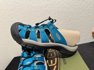 NEW KEEN Womens Newport Slide Water Sandals 10.5 Fjord BlueIceland Poppy Size - Picture 1 of 9