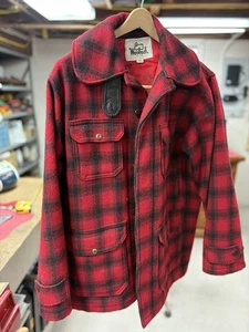 Vintage Men's Woolrich Woolen Mills Plaid Hunting Coat, Size 40, Excellent Cond - Picture 1 of 9
